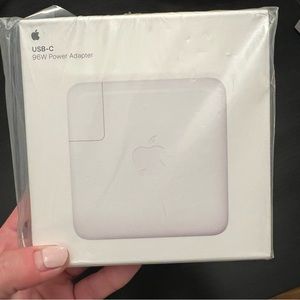 NWT Brand new Apple USB-C 96W power adapter and USB-C charger cable
